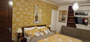 Pleasant Lodge